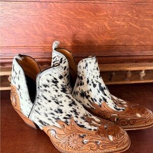 Myra Cowhide and Leather Accessory